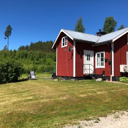 Trevlig Stuga Naera Hovfjaellet Torsby Exterior photo